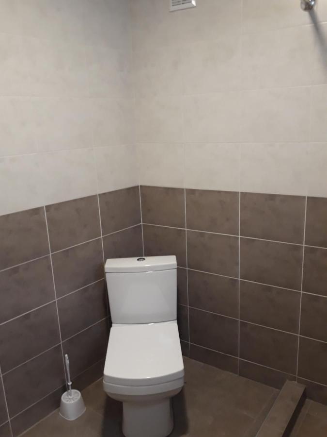 2 Bedroom Apartment In Chugureti Tiflis Exterior foto